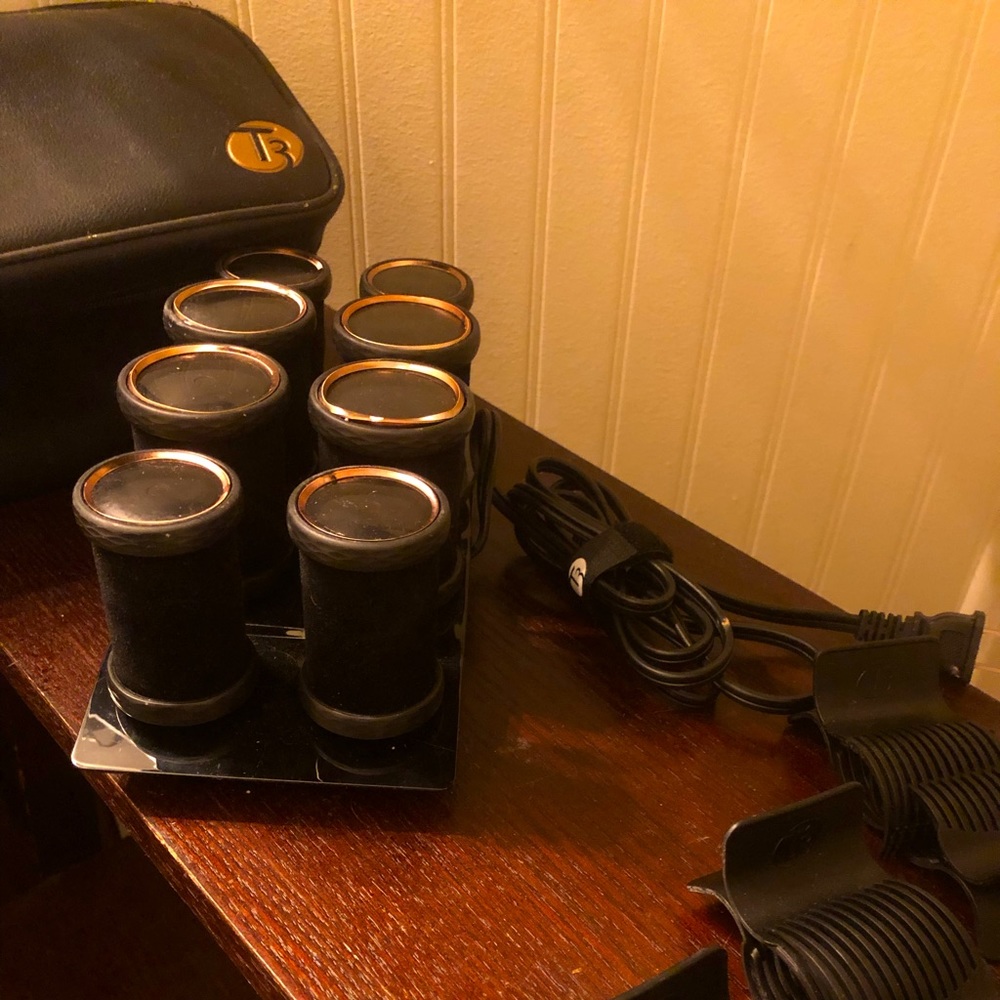 T3 Volumizing Hot Rollers Luxe Set